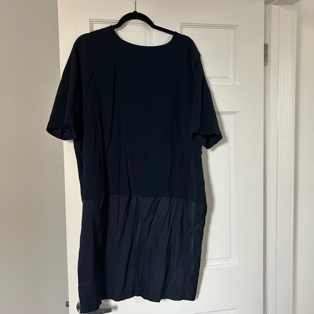 Universal Standard Avenir Dress - Black & Navy - Picture 5 of 9